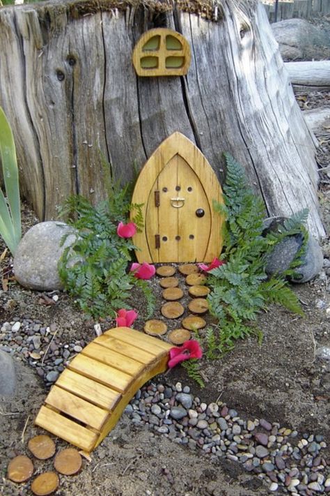 Tree Stump Fairy Garden 5